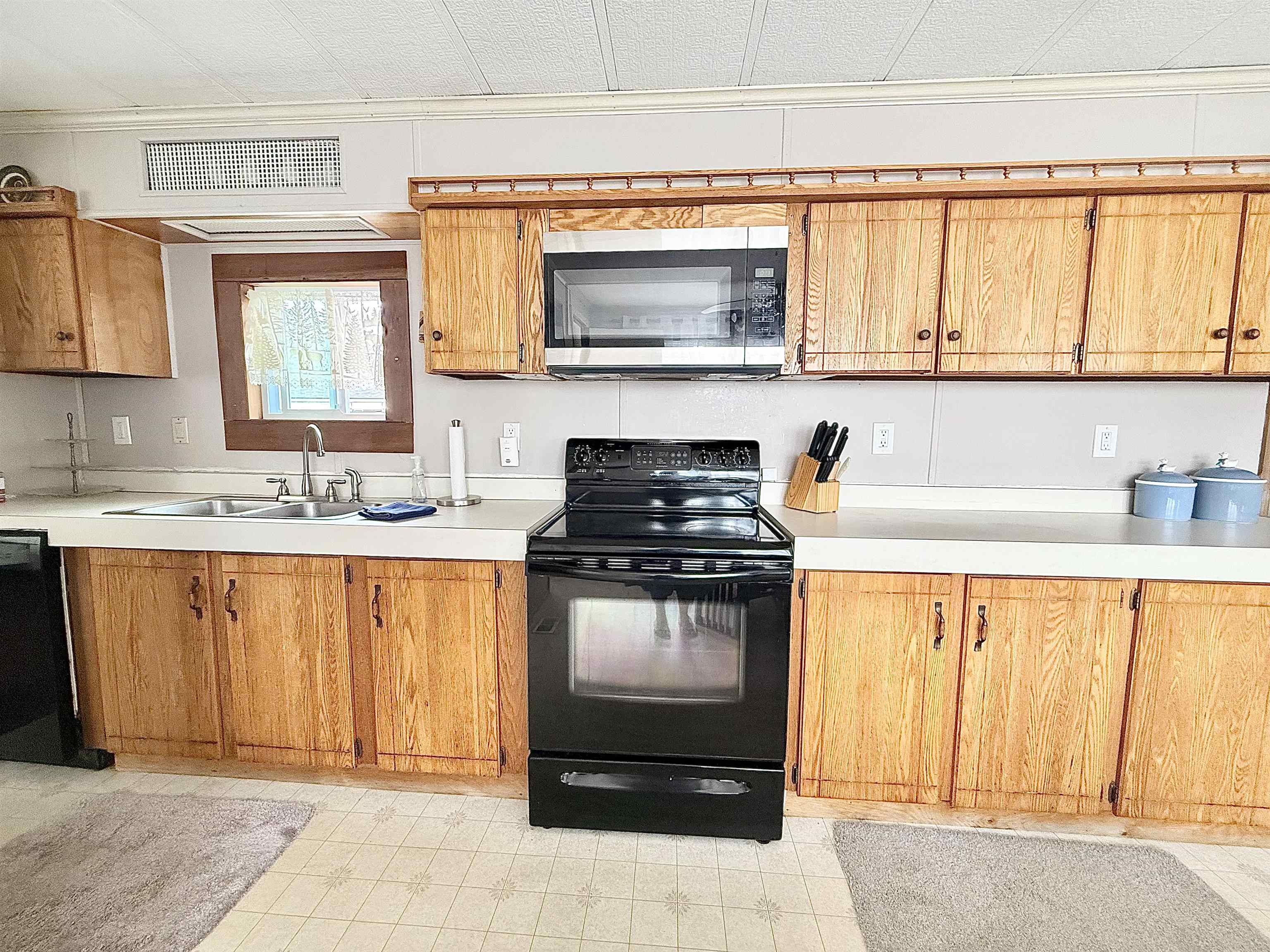 9 Billings Mobile Manor Rutland, VT 05701 - Photo 4 of 21