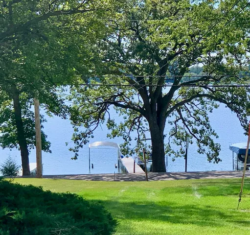 $2,250 | W9206 Ripley Road, Cambridge, WI 53523