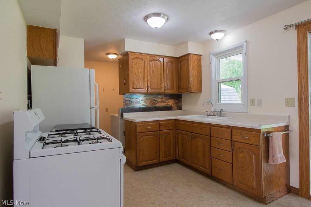 6146 Campbell Road Mentor, OH 44060 - Photo 10 of 31