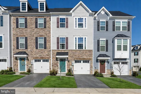 $420,000 | 110 Bethlehem Place, Brooklyn, MD 21225