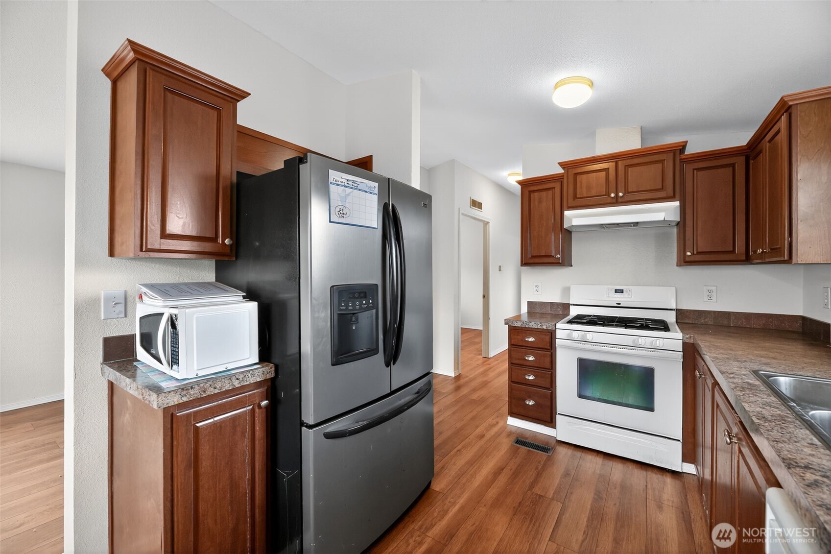 3433 South 182nd Place SeaTac, WA 98188 - Photo 14 of 30