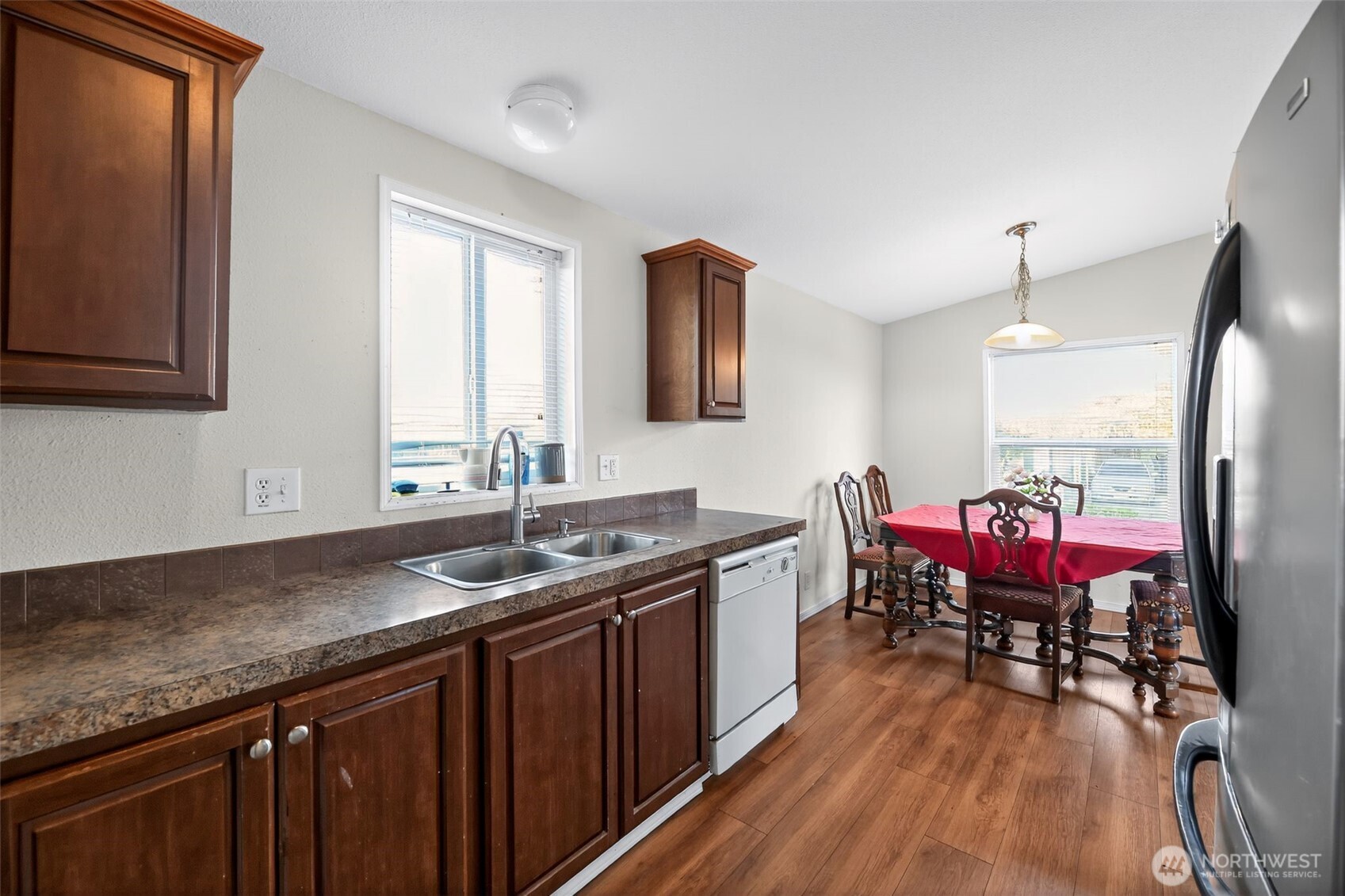 3433 South 182nd Place SeaTac, WA 98188 - Photo 17 of 30