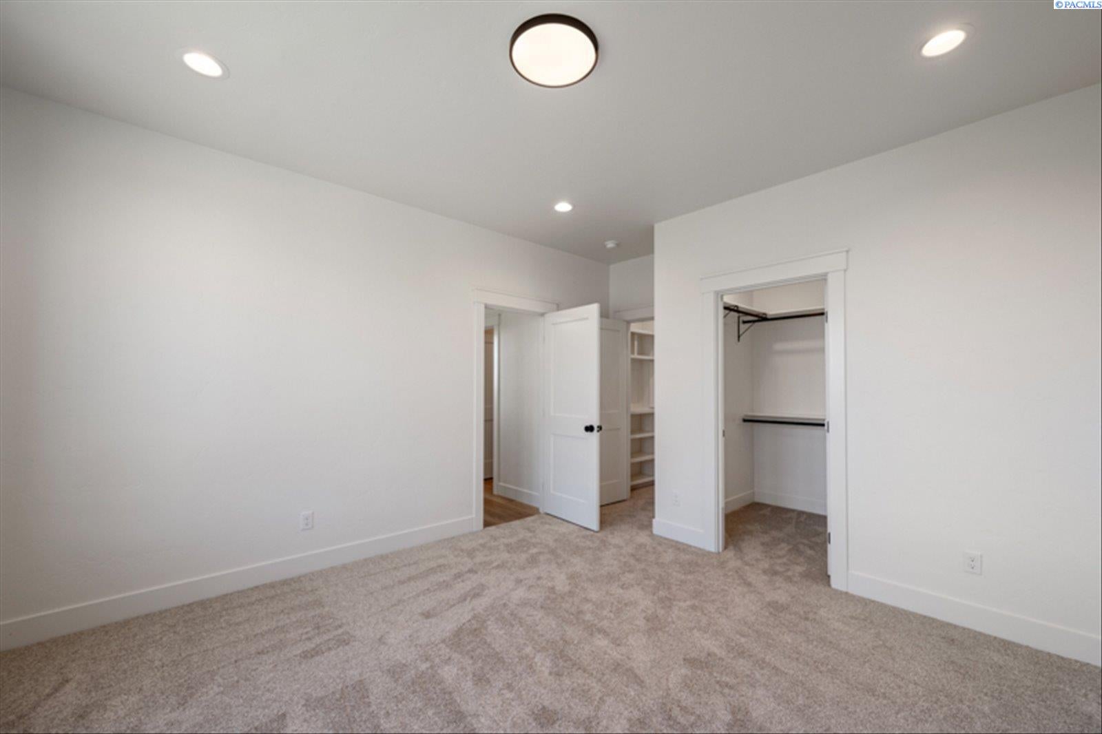 4127 East Clover Road Richland, WA 99352 - Photo 36 of 50 Gallery Image 36