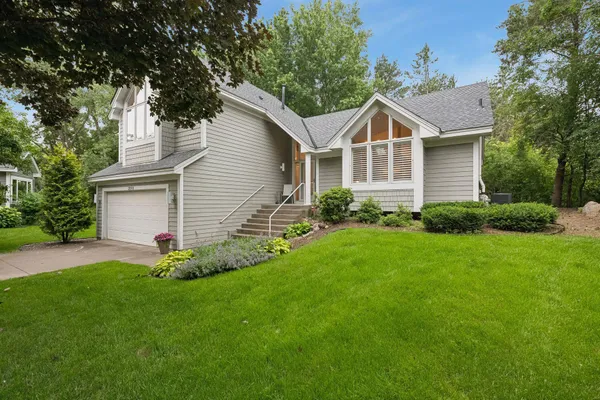 $678,000 | 3090 St Albans Hollow Circle, Minnetonka, MN 55305