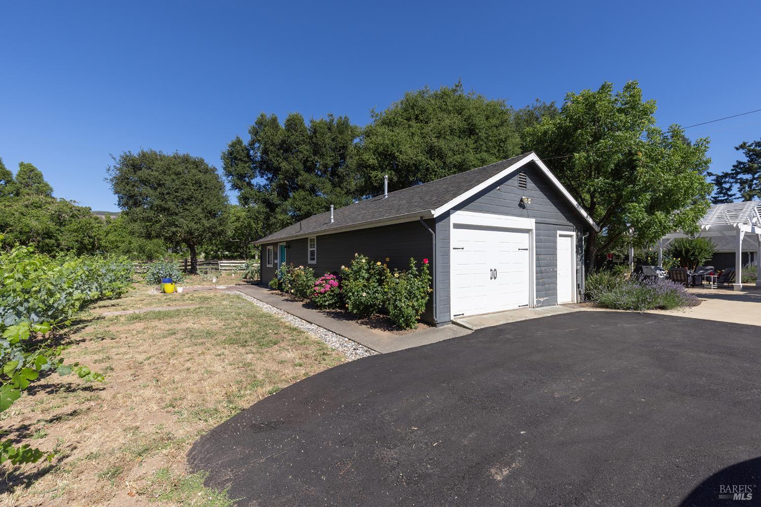 2032 Hagen Road Napa, CA 94558 - Photo 24 of 42