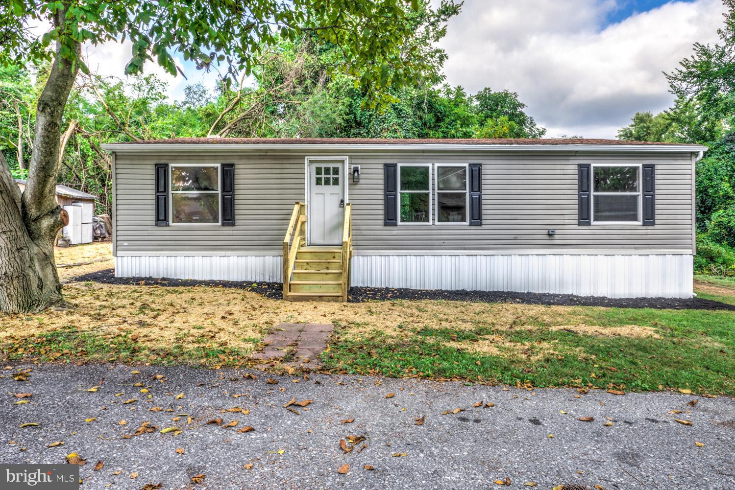 146 McKinney Lane Middletown, PA 17057 - Photo 1 of 26 Gallery Image 1