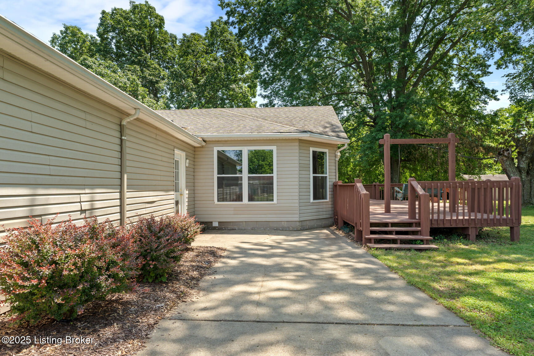 6712 Cooper Chapel Road Louisville, KY 40229 - Photo 44 of 78 DSC03230
