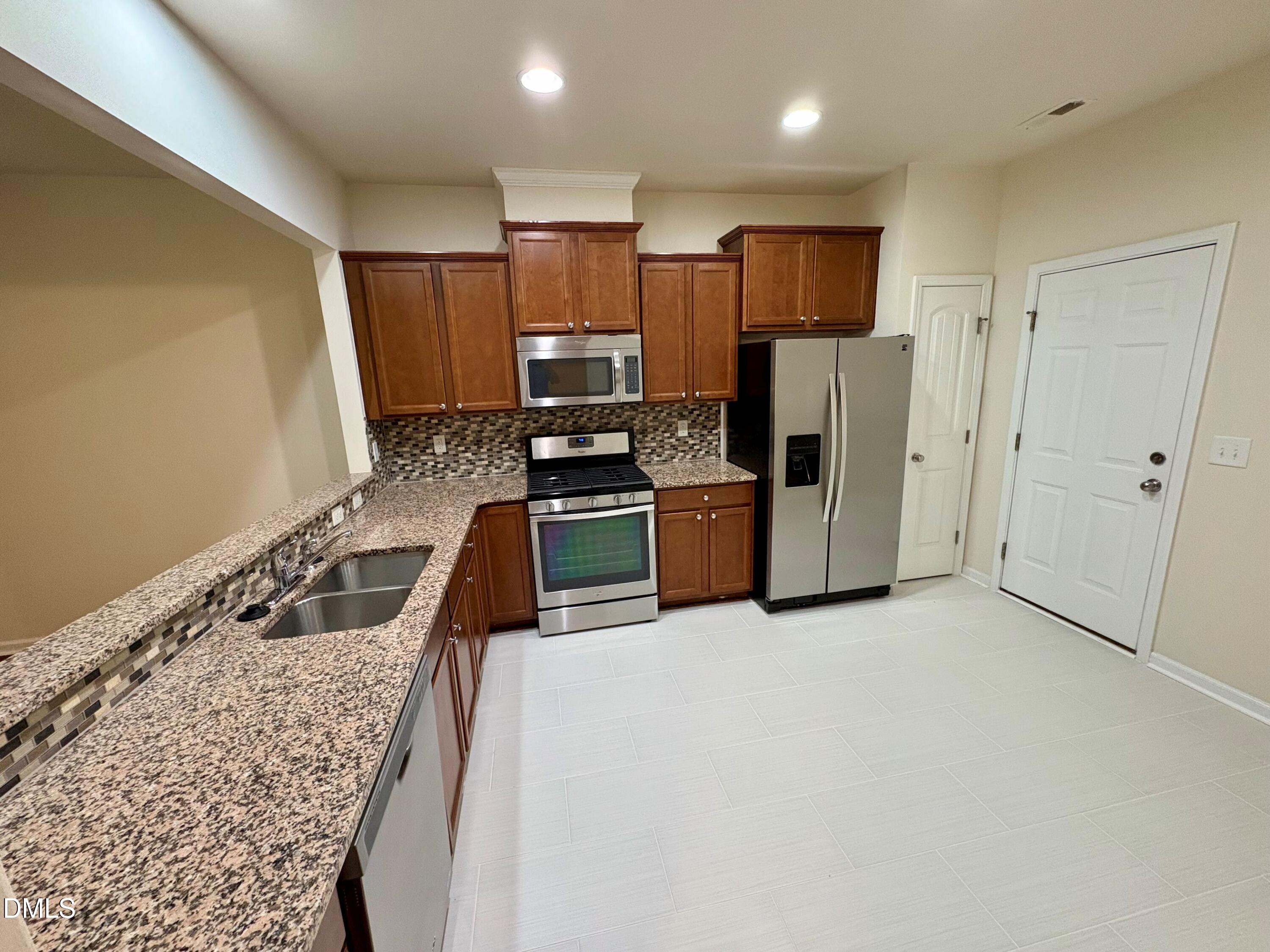 117 Olivet Loop Cary, NC 27519 - Photo 2 of 14 kitchen2
