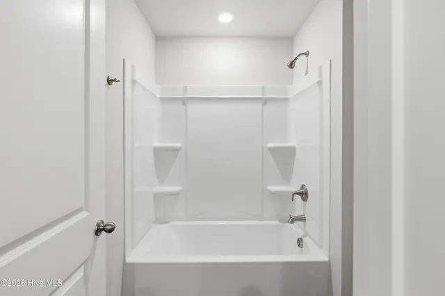 $349,990 | 1301 Santa Lucia Drive, New Bern, NC 28560