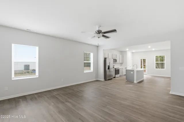 $349,990 | 1301 Santa Lucia Drive, New Bern, NC 28560