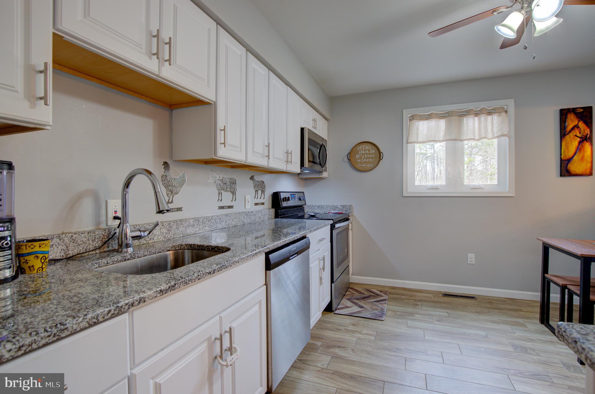 245 Oakshade Road Tabernacle, NJ 08088 - Photo 7 of 28