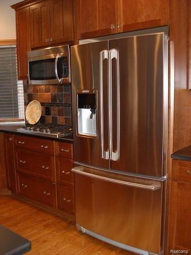 2545 Walnut Road Ann Arbor, MI 48103 - Photo 7 of 25 Kitchen5.jpg