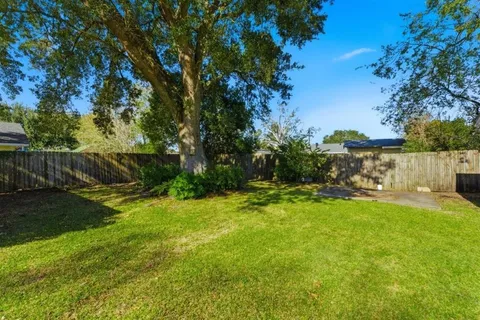 $230,000 | 450 Greenway Street, Lake Charles, LA 70605