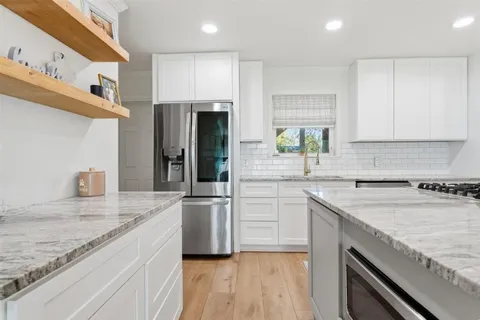 $230,000 | 450 Greenway Street, Lake Charles, LA 70605