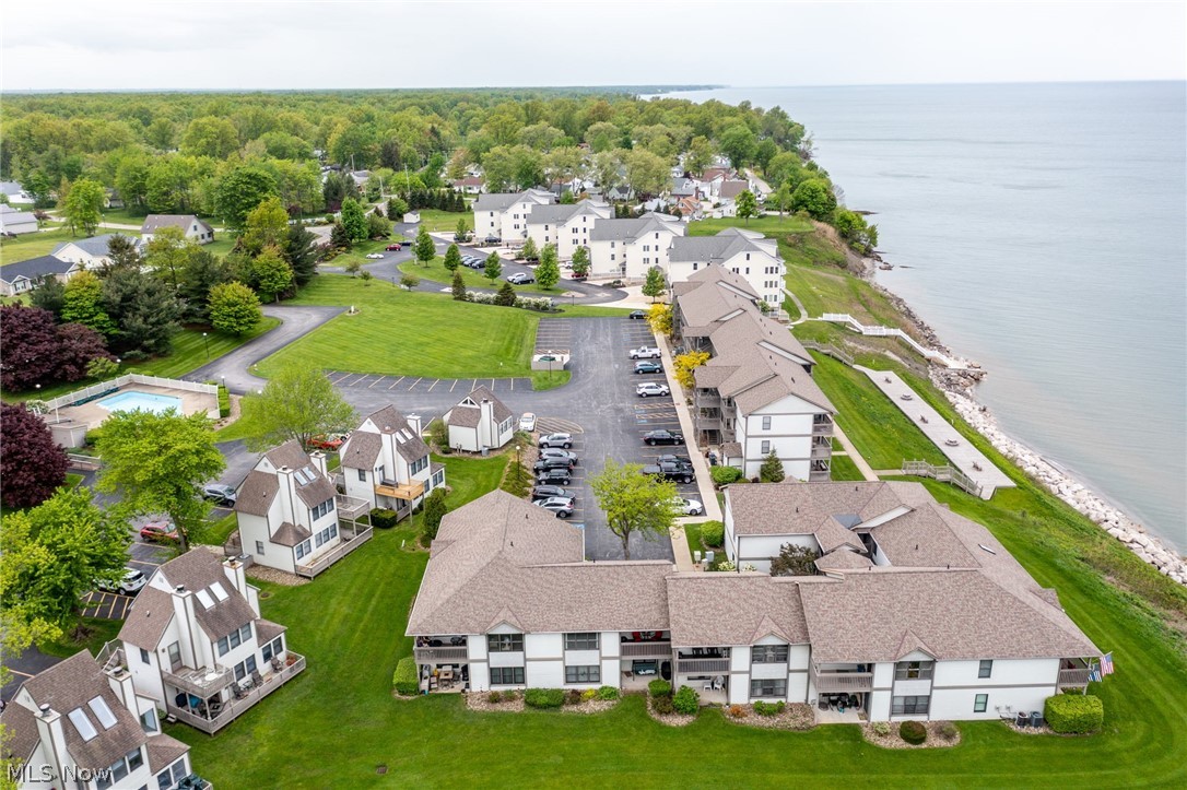 5237 Lake Road West, Unit 1013 Ashtabula, OH 44004 - Photo 24 of 27 Saybrook Beach Club HOA. (Looking West)