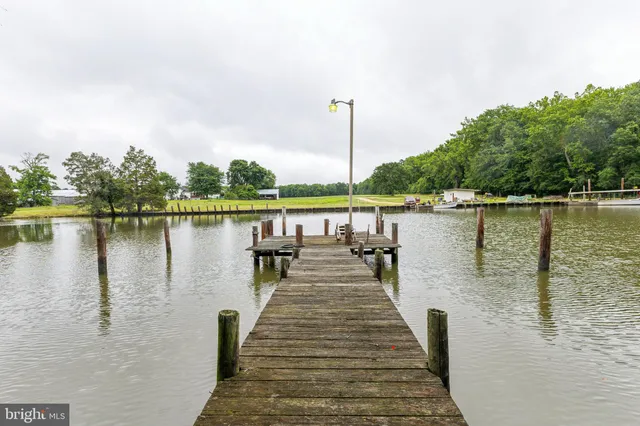 $575,000 | 13700 Waverly Point Road, Newburg, MD 20664