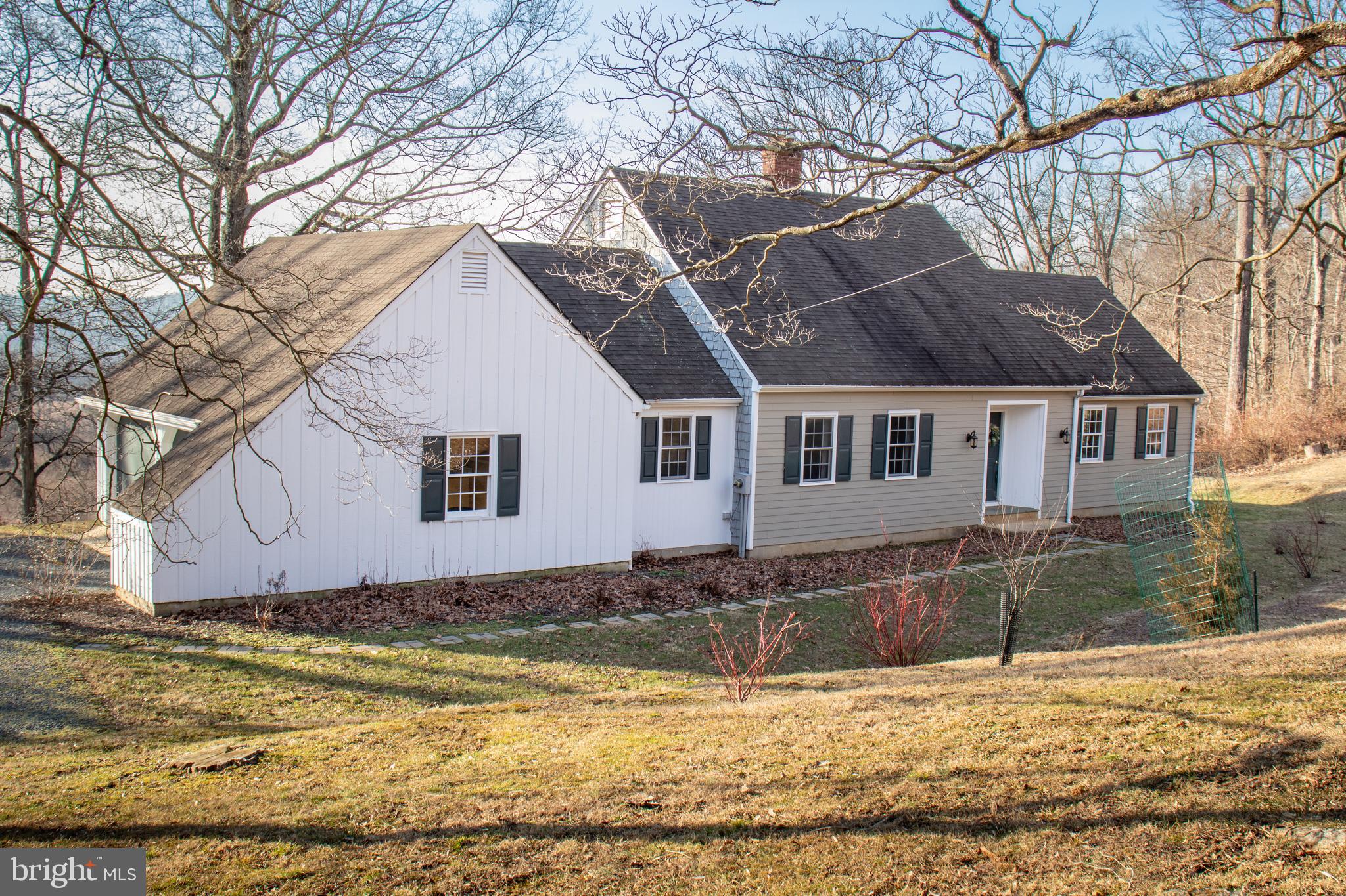 163 Pleasant Valley Road Titusville, NJ 08560 - Photo 2 of 38 Gallery Image 2