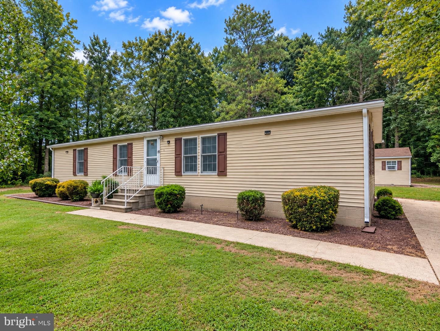 867 Log Cabin Road Milford, DE 19963 - Photo 3 of 15 Gallery Image 3