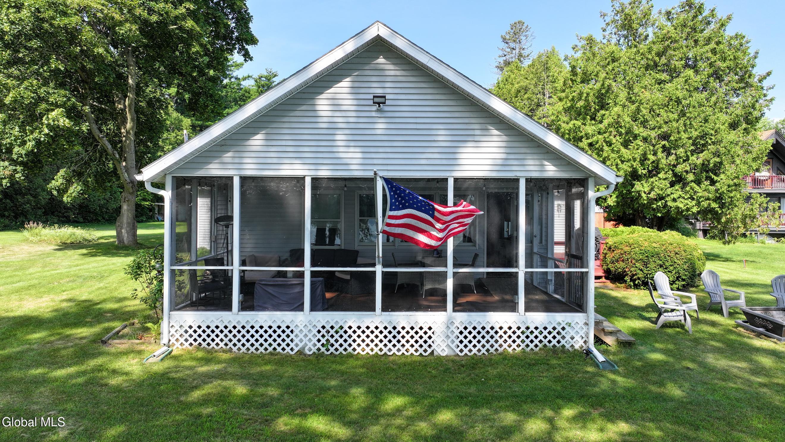 8 Berry Patch Way Crown Point, NY 12928 - Photo 5 of 39 1000008792