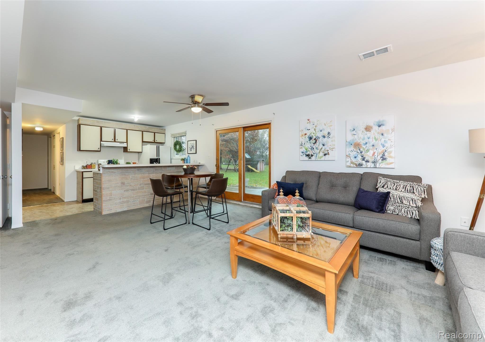 10530 Hall Road Whitmore Lake, MI 48189 - Photo 25 of 54 193.jpg