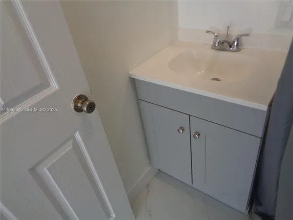 $1,170 | 2060 Southeast 14 Street, Homestead, FL 33035