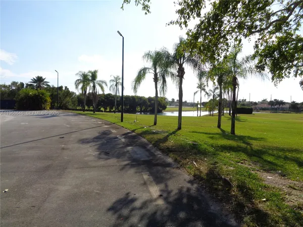 $1,170 | 2060 Southeast 14 Street, Homestead, FL 33035