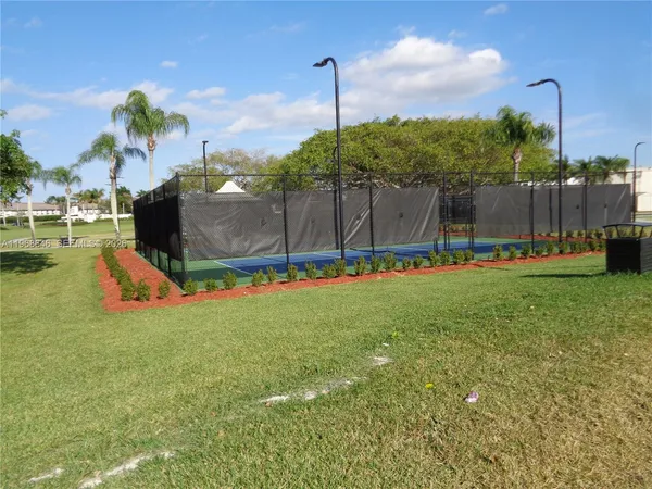$1,170 | 2060 Southeast 14 Street, Homestead, FL 33035