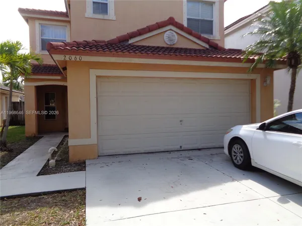 $1,170 | 2060 Southeast 14 Street, Homestead, FL 33035