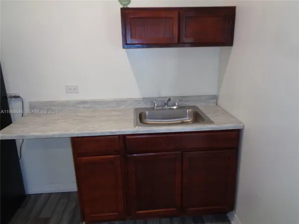 $1,170 | 2060 Southeast 14 Street, Homestead, FL 33035