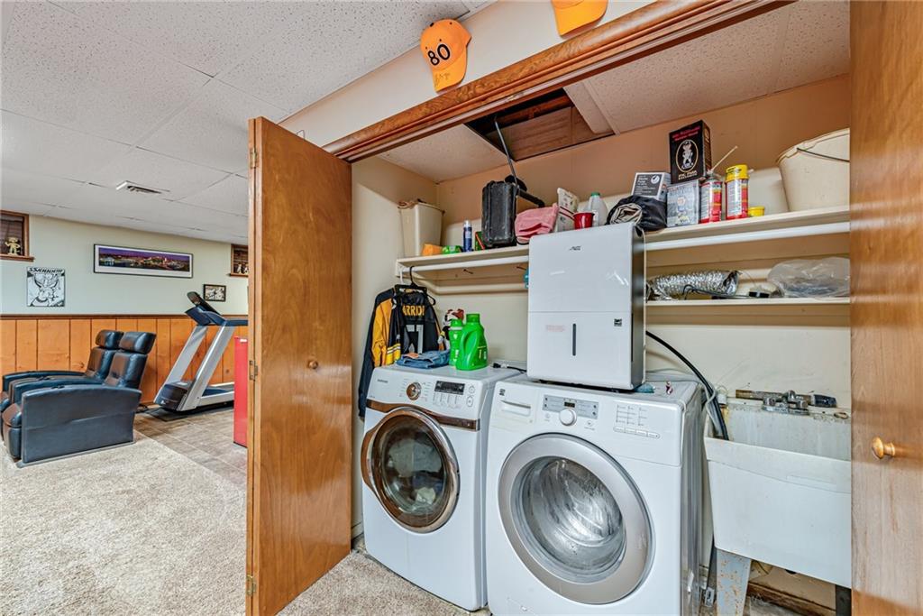 257 Fallen Timber Road Avella, PA 15312 - Photo 24 of 32 a utility room with dryer and washer