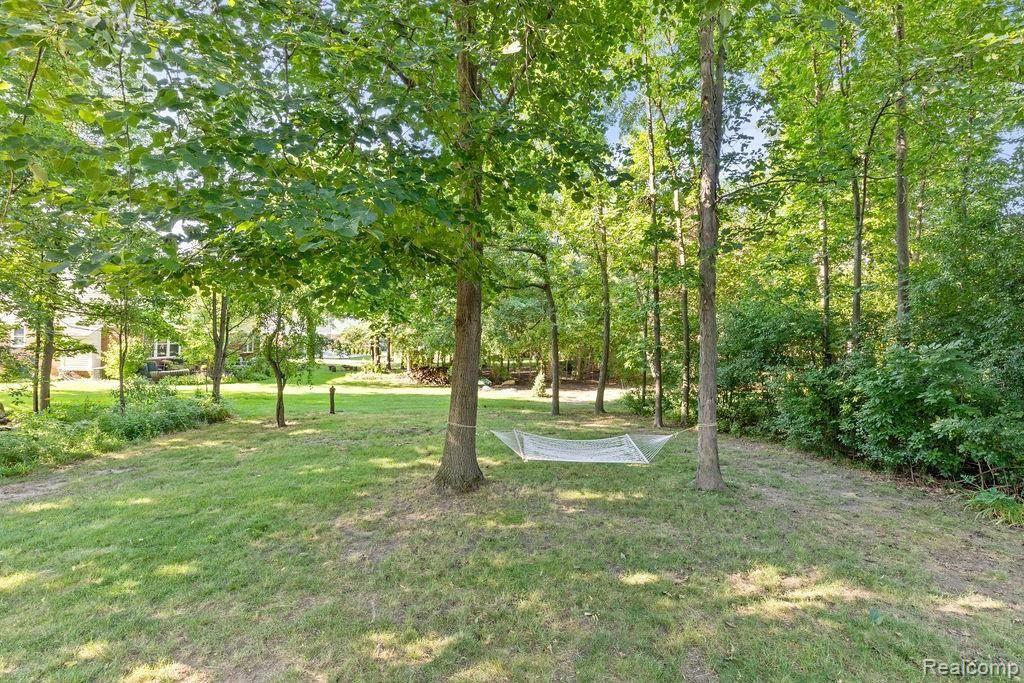 695 Woodfield Way Rochester, MI 48307 - Photo 30 of 30 GO0A3234.jpg