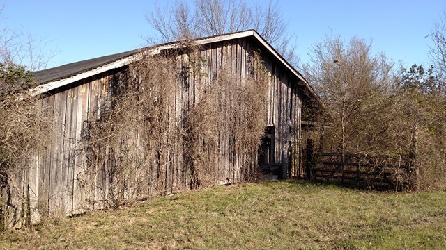 1841 Bonner Gilbert Road Macon, GA 31220 - Photo 11 of 20 a view of two black gate