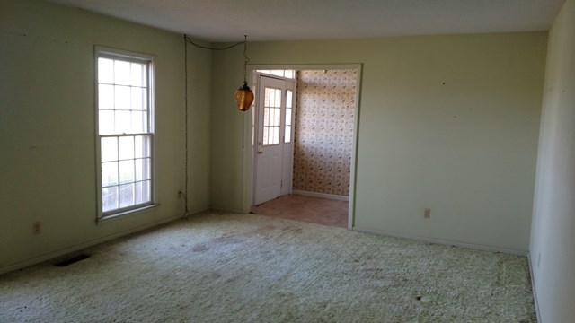 1841 Bonner Gilbert Road Macon, GA 31220 - Photo 9 of 20 an empty room with windows