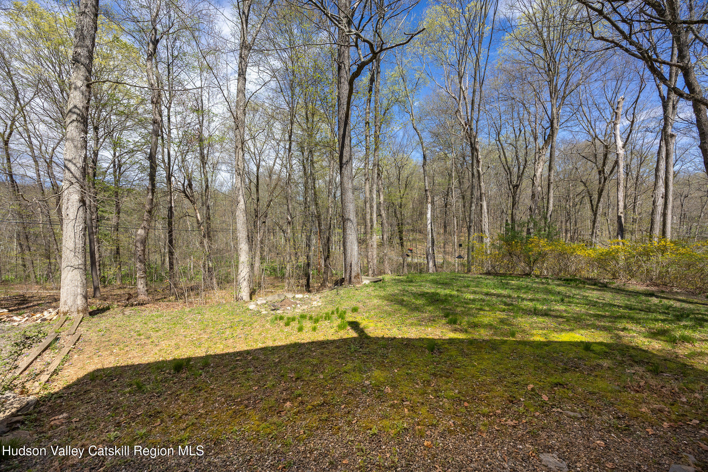 109 Hilltop Road Rhinebeck, NY 12572 - Photo 23 of 26 109 Hilltop RD LR-112