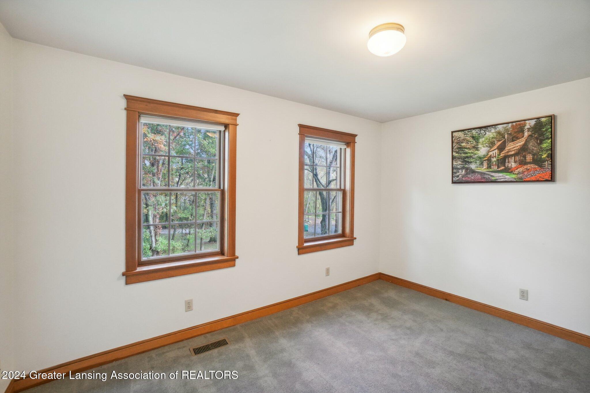 178 Damon Road Haslett, MI 48840 - Photo 23 of 58 Damon Rd-021