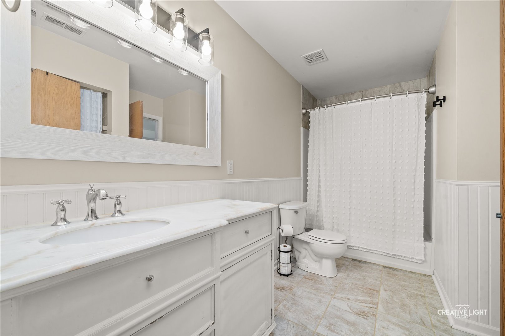 2434 Roxbury Lane Montgomery, IL 60538 - Photo 9 of 16