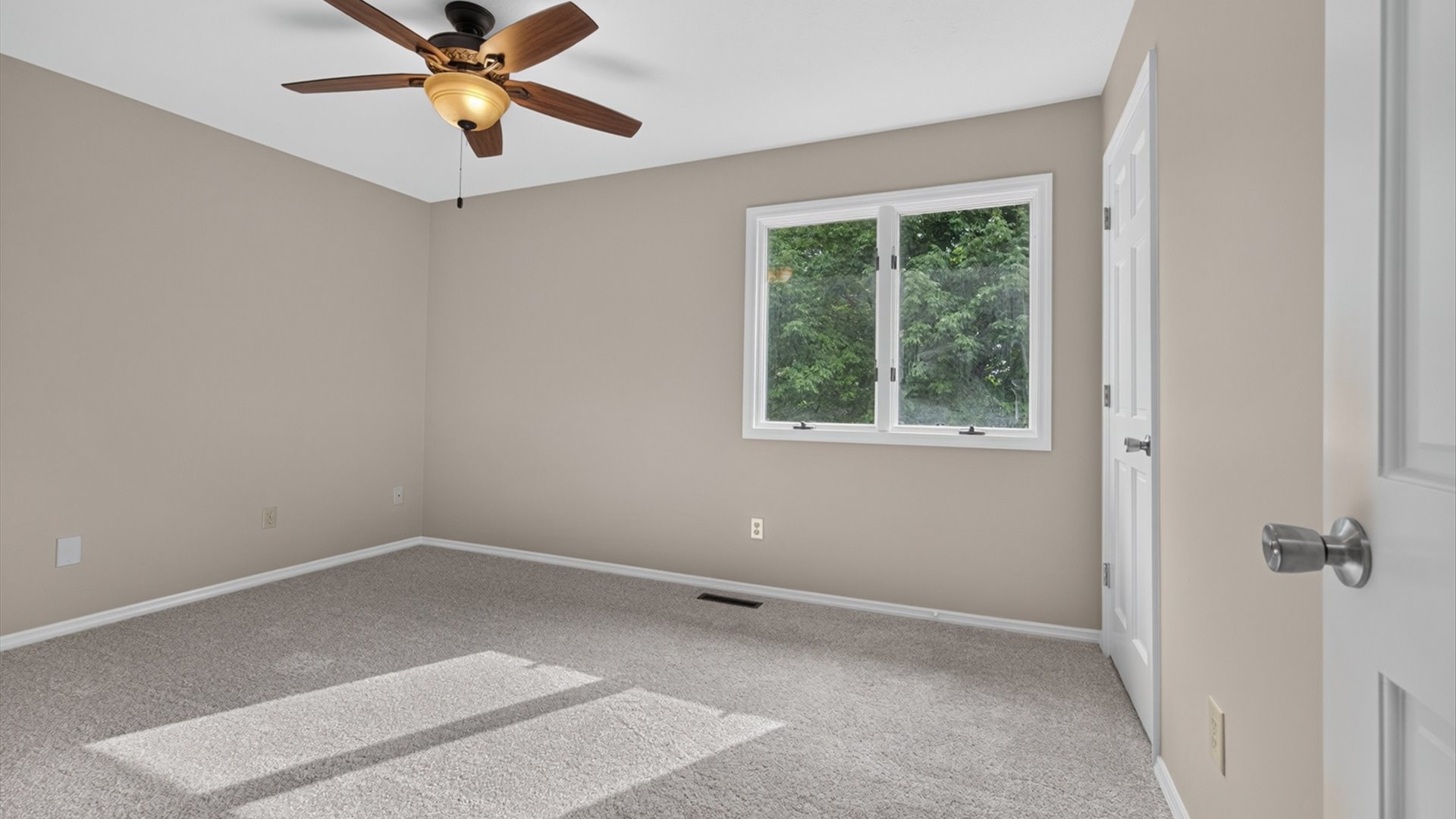 2508 Keystone Road Bloomington, IL 61704 - Photo 34 of 67 Gallery Image 34