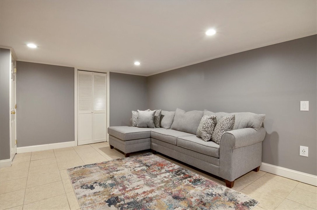 20 Franklin Road Coventry, RI 02816 - Photo 13 of 20