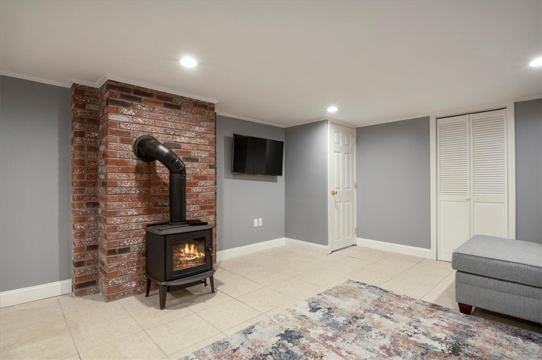 20 Franklin Road Coventry, RI 02816 - Photo 14 of 20