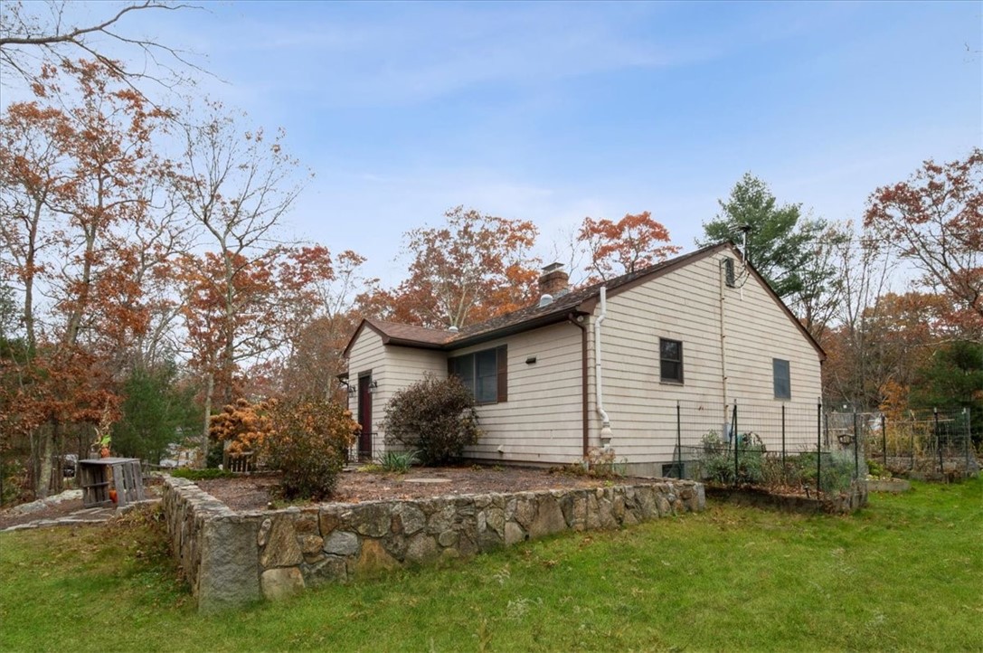 20 Franklin Road Coventry, RI 02816 - Photo 17 of 20