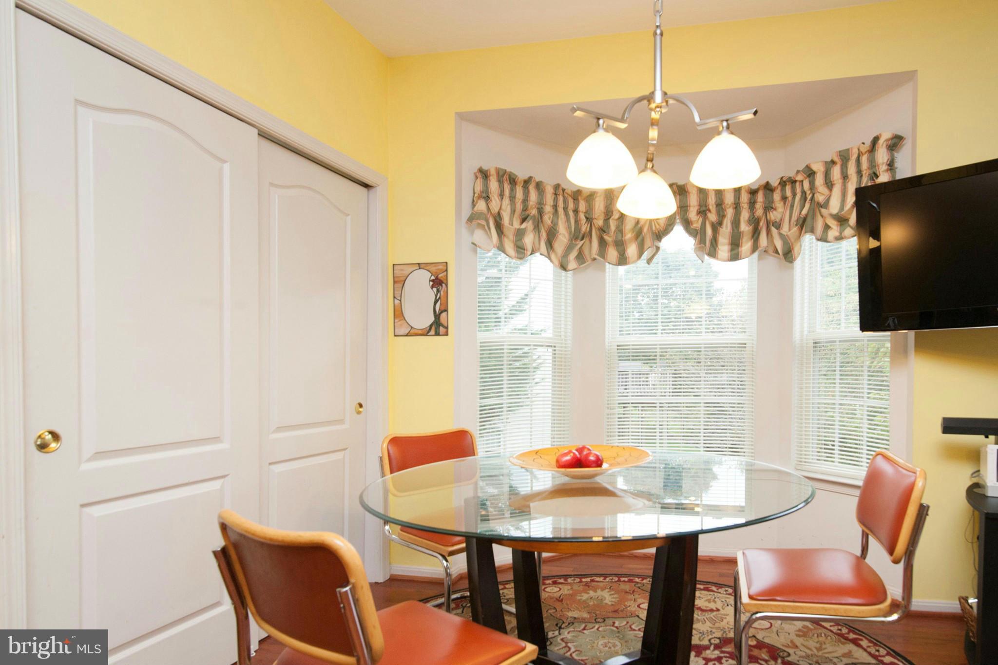 4322 Huntshire Road Randallstown, MD 21133 - Photo 9 of 30 Kitchen Area