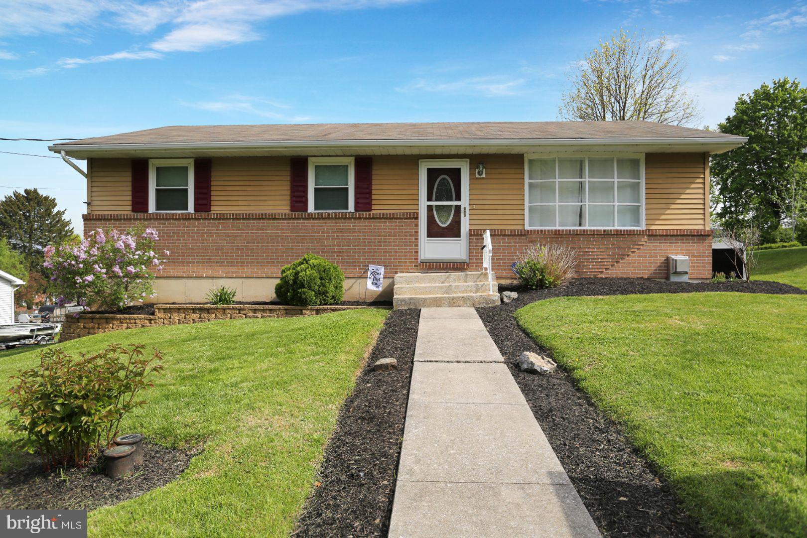 807 Cameron Street Reading, PA 19607 - Photo 1 of 32 3 BR | 1.5 BA Single Cumru Ranch