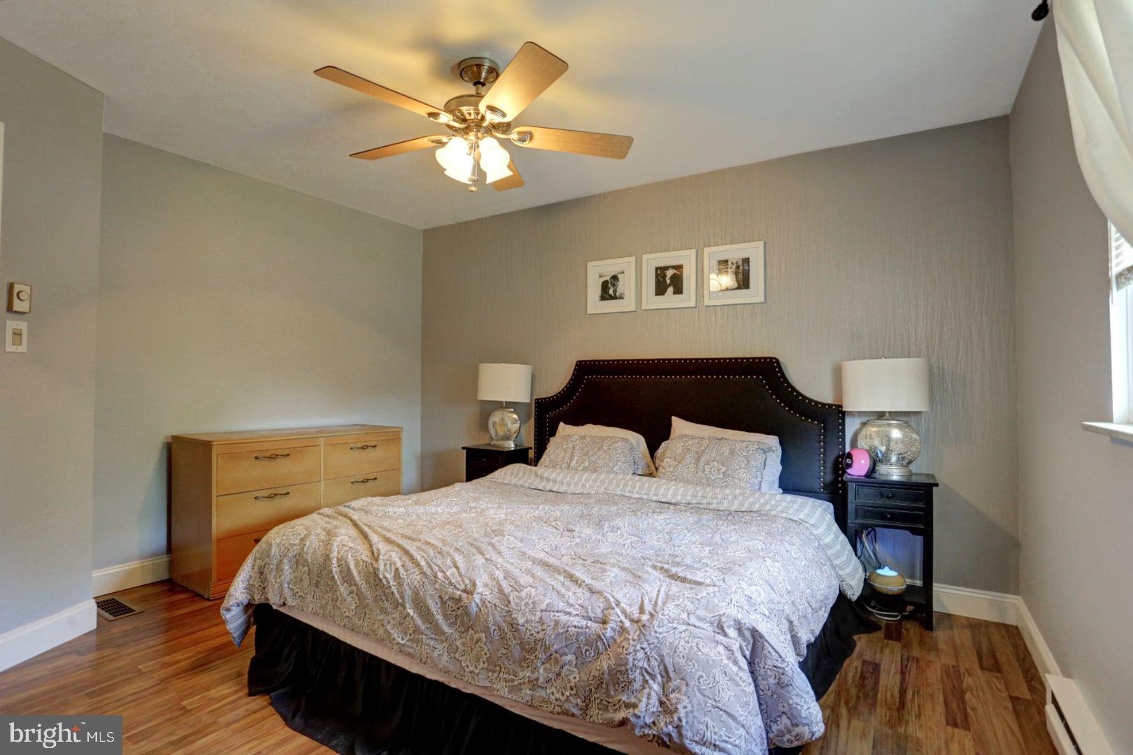 807 Cameron Street Reading, PA 19607 - Photo 17 of 32 Man Bedroom- Ceiling Fan