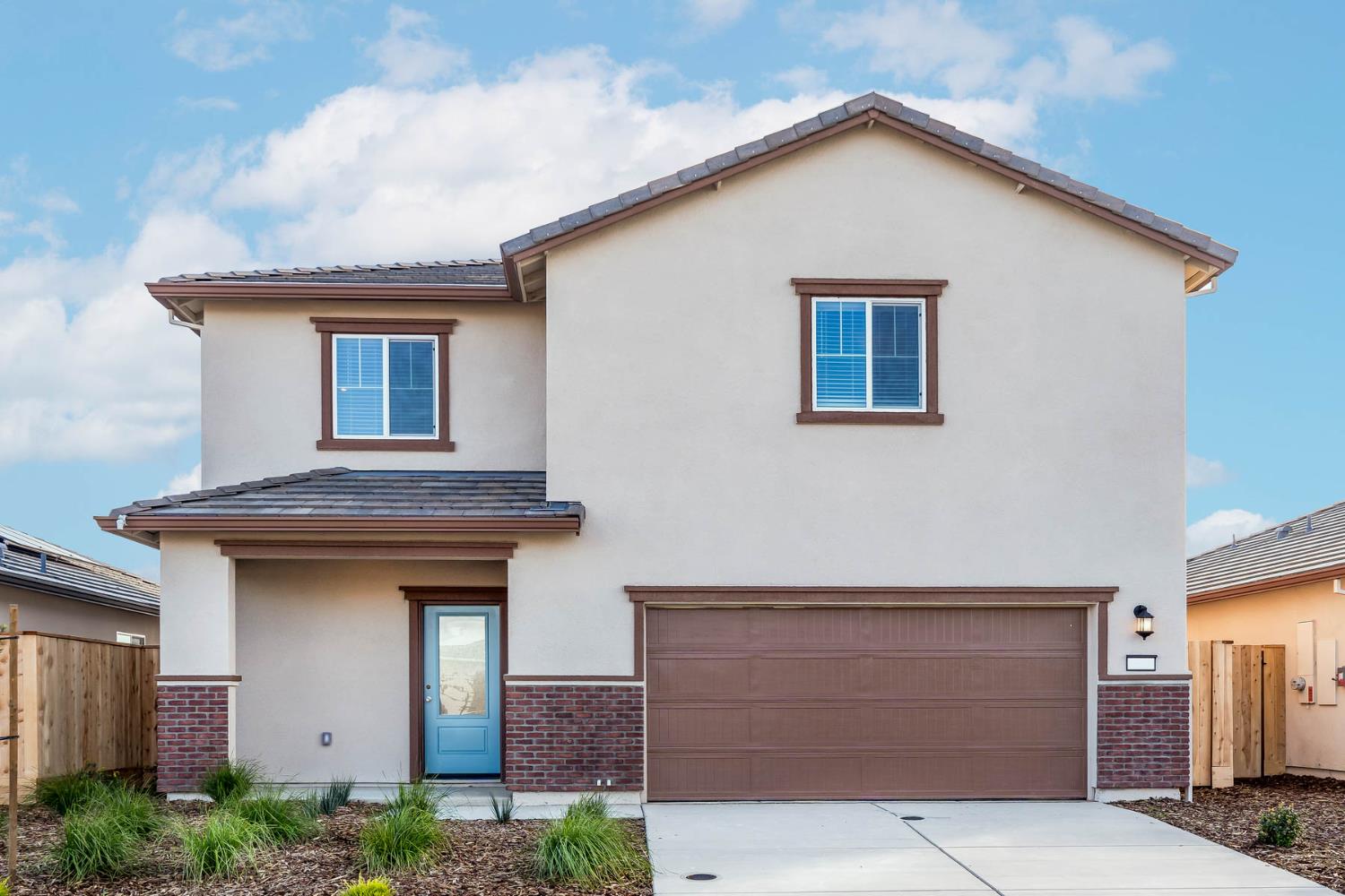 2289 Travis Court Newman, CA 95360 - Photo 1 of 21 a house view with a outdoor space