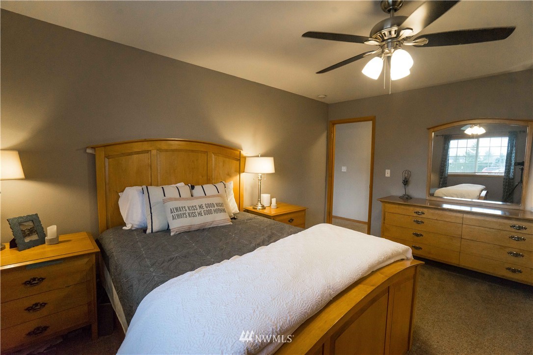 8582 Benson Road Lynden, WA 98264 - Photo 14 of 23