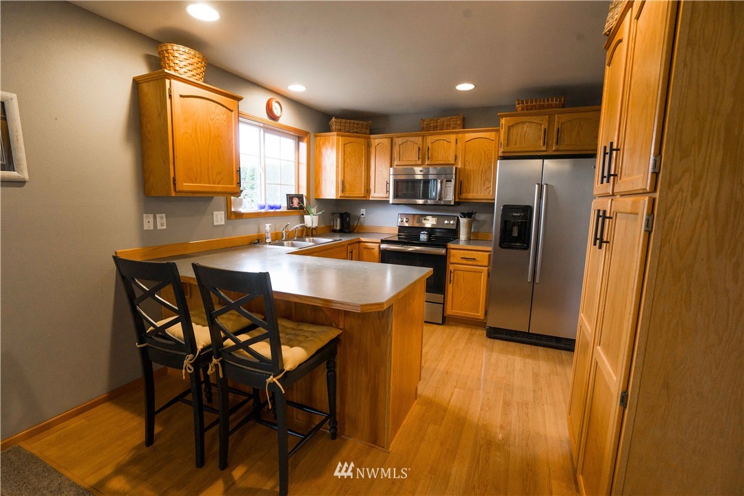 8582 Benson Road Lynden, WA 98264 - Photo 9 of 23