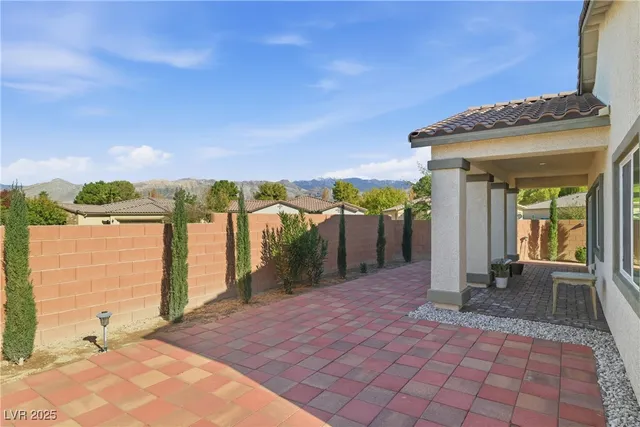 $500,000 | 5730 East La Campana Drive, Pahrump, NV 89061