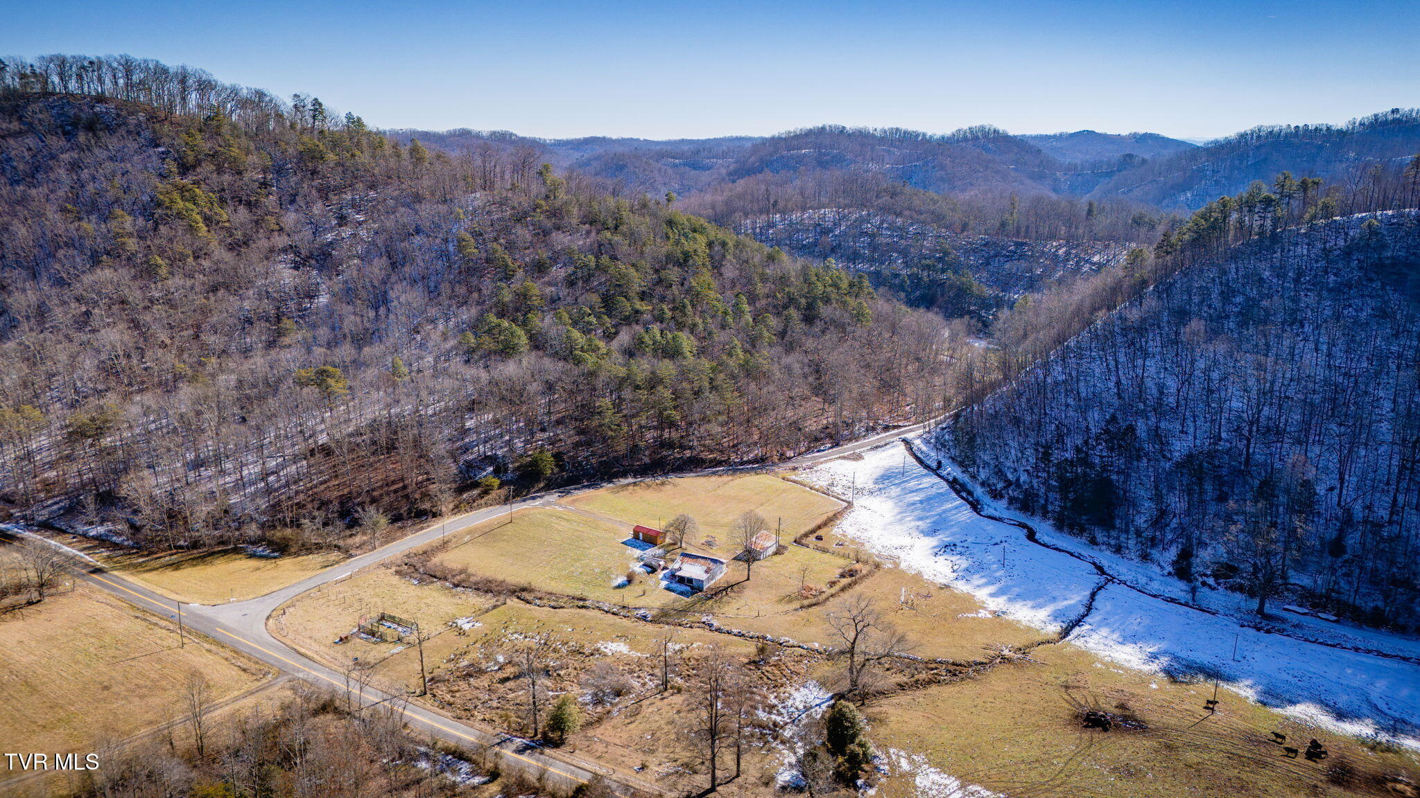 156 Fields Gap Road Gate City, VA 24251 - Photo 11 of 19 104