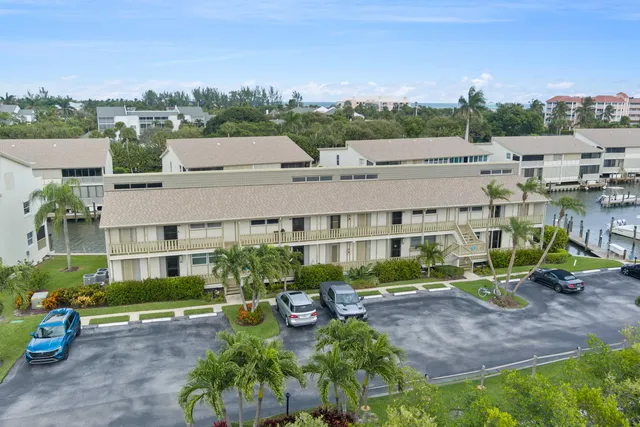 $495,000 | 1456 Northeast Ocean Boulevard, Unit 9202, Stuart, FL 34996
