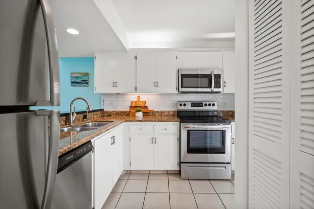 $495,000 | 1456 Northeast Ocean Boulevard, Unit 9202, Stuart, FL 34996